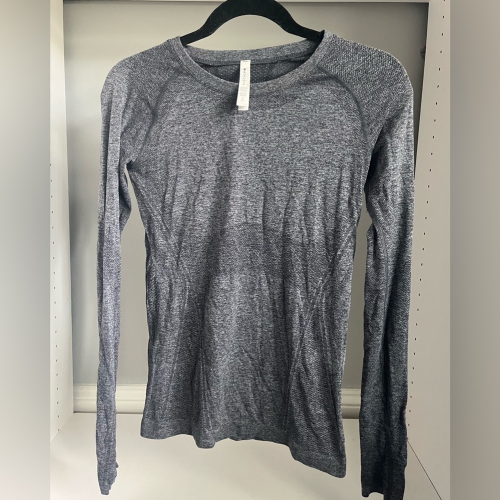 Athleta Momentum Seamless Heather Top